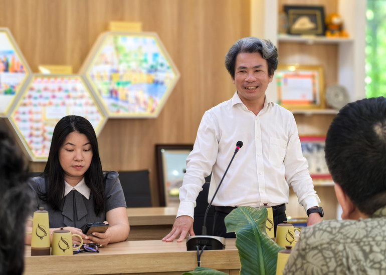 Phó Giáo sư, Tiến sĩ Võ Văn Minh, Hiệu trưởng Trường đại học Sư phạm, Đại học Đà Nẵng phát biểu tại buổi tiếp đoàn công tác Ban tổ chức Giải vô địch bóng bàn quốc gia Báo Nhân Dân.