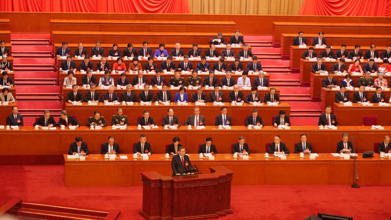 Thủ tướng Trung Quốc Lý Cường trình bày Báo cáo công tác Chính phủ.