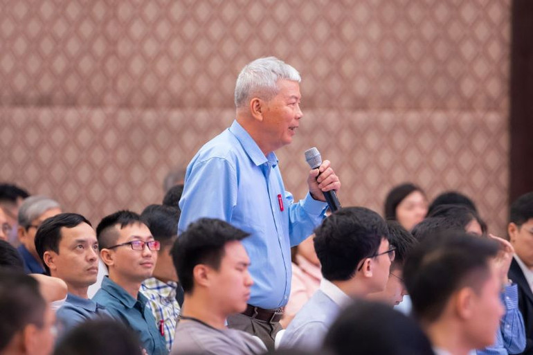 Đại hội nhận được nhiều ý kiến từ các cổ đông của Techcombank.