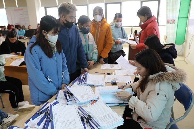 Người lao động đến đăng ký tuyển dụng trực tiếp.