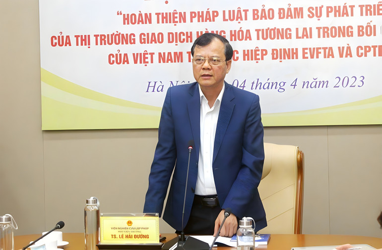 Phó Viện trưởng Viện Nghiên cứu Lập pháp Lê Hải Đường điều hành hội thảo. Phó Viện trưởng Viện Nghiên cứu Lập pháp Lê Hải Đường điều hành hội thảo.