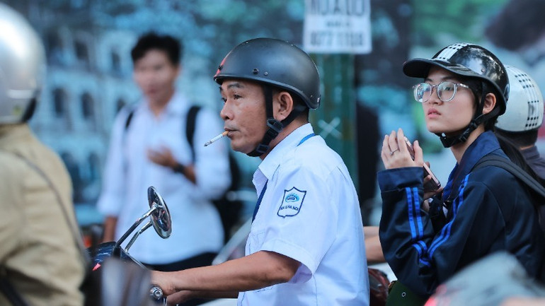 Cần có những giải pháp hiệu quả để giảm người hút thuốc lá.