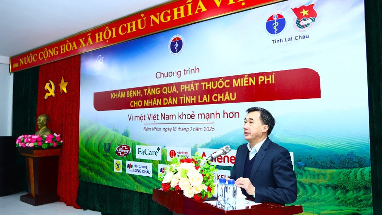 Thứ trưởng Y tế Trần Văn Thuấn phát biểu tại chương trình. Thứ trưởng Y tế Trần Văn Thuấn phát biểu tại chương trình.