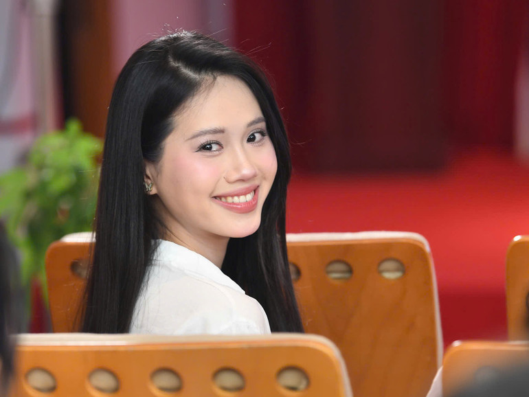 Tại vòng sơ khảo, sau khi điền thông tin cá nhân, thí sinh bước vào phòng đo nhân trắc. Tại vòng sơ khảo, sau khi điền thông tin cá nhân, thí sinh bước vào phòng đo nhân trắc.