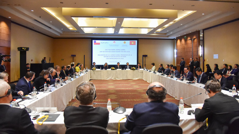 Toàn cảnh cuộc gặp.