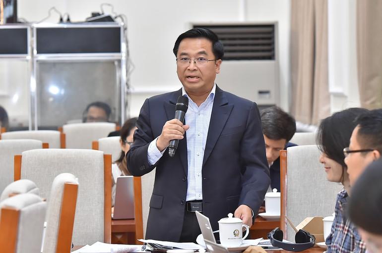 Đại biểu tham gia ý kiến tại hội thảo.