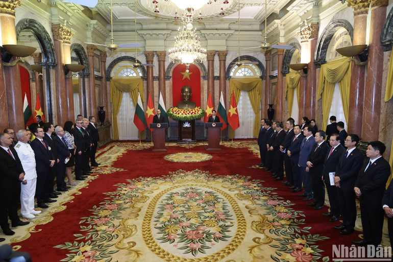 Toàn cảnh cuộc gặp mặt báo chí.