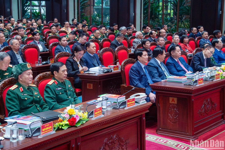 Các đại biểu tham dự hội thảo. Các đại biểu tham dự hội thảo.