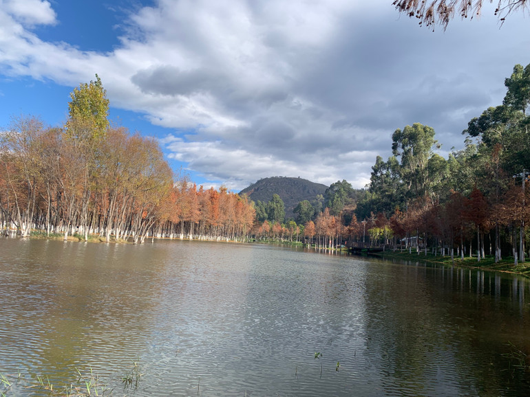 Hồ Sài Bích ở Đại Lý, Vân Nam, thuộc hệ thống nước sông Lan Thương.