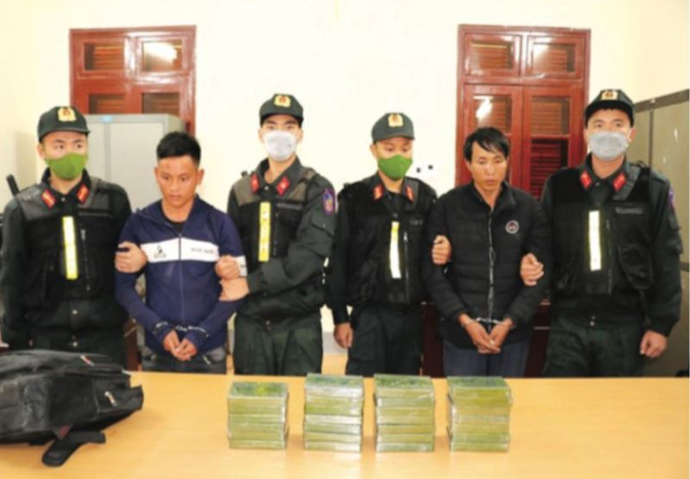 Đối tượng và tang vật thu giữ trong Chuyên án 822L.