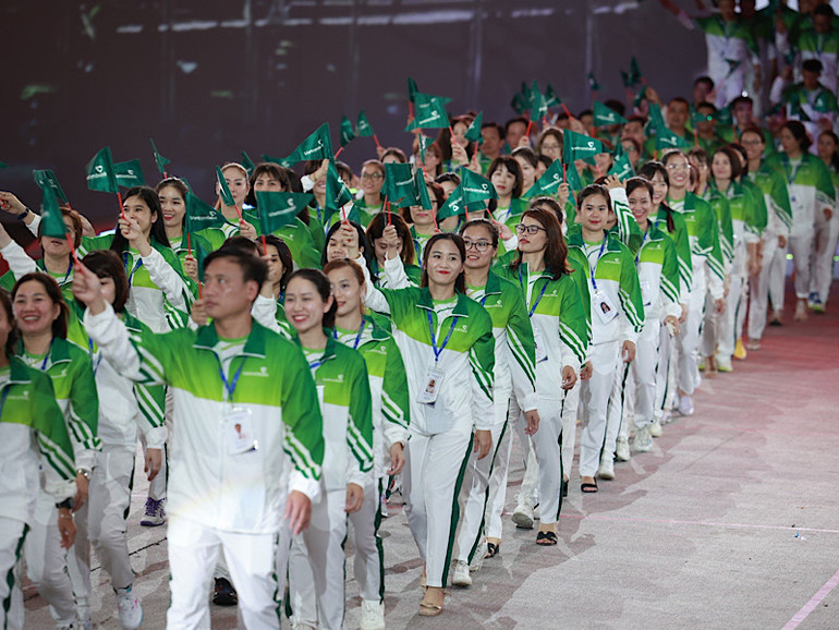 Lễ diễu hành biểu dương lực lượng.