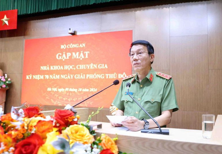 Bộ trưởng Lương Tam Quang phát biểu tại gặp mặt.