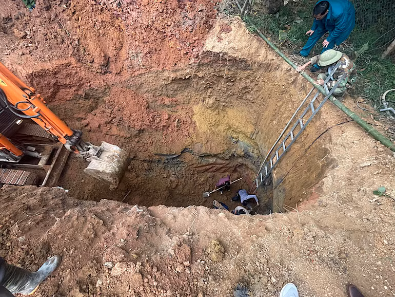 Hiện trường vụ sạt lở.