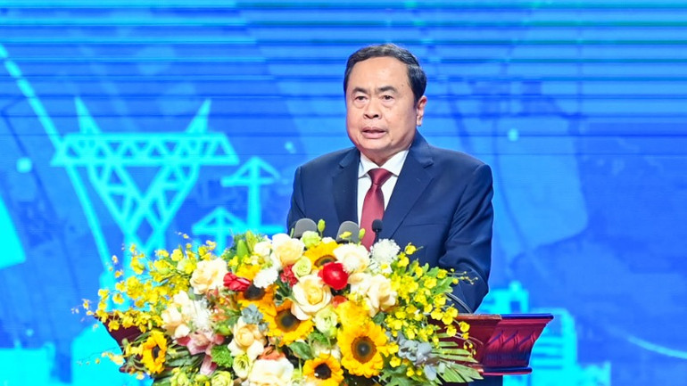 Chủ tịch Quốc hội Trần Thanh Mẫn phát biểu chỉ đạo. Chủ tịch Quốc hội Trần Thanh Mẫn phát biểu chỉ đạo.