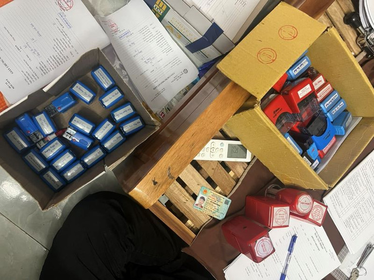 Tang vật thu giữ.