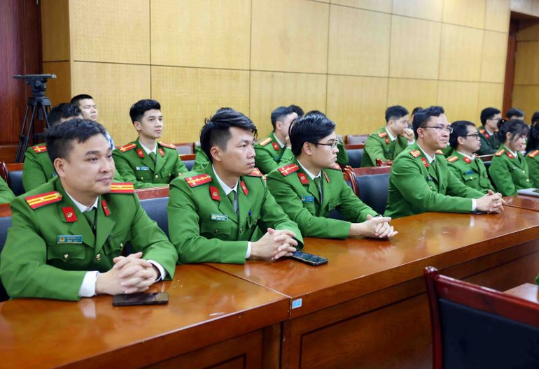 Các học viên tham dự 2 khóa đào tạo.