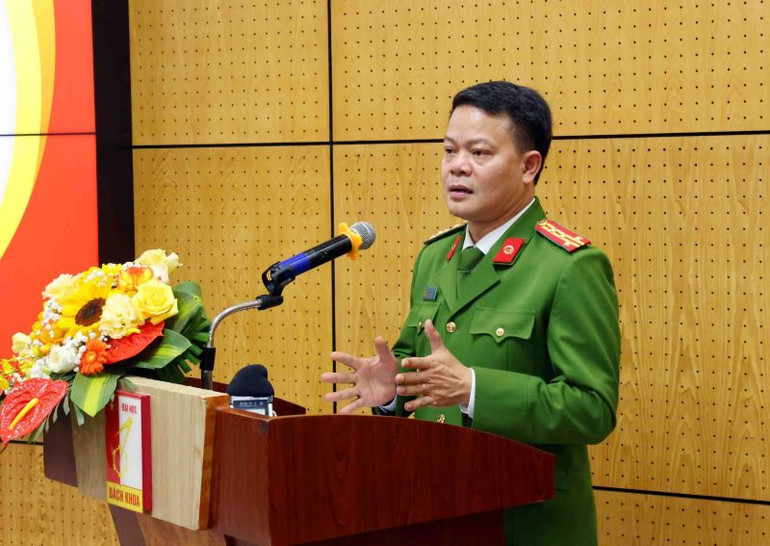 Đại tá Vũ Văn Tấn, Phó Cục trưởng Cục Cảnh sát quản lý hành chính về trật tự xã hội phát biểu.