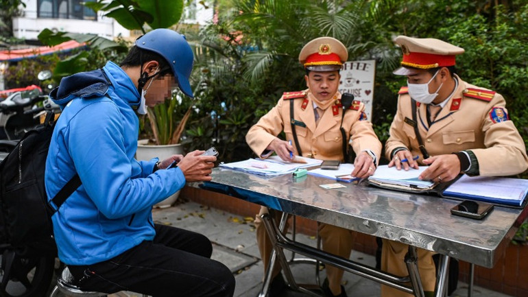 So với thời gian trước liền kề, số vi phạm xử phạt giảm 12,8%.