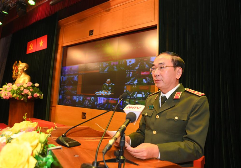 Thứ trưởng Trần Quốc Tỏ phát biểu khai mạc.