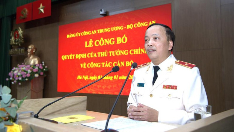 Thứ trưởng Công an Đặng Hồng Đức phát biểu nhận nhiệm vụ.