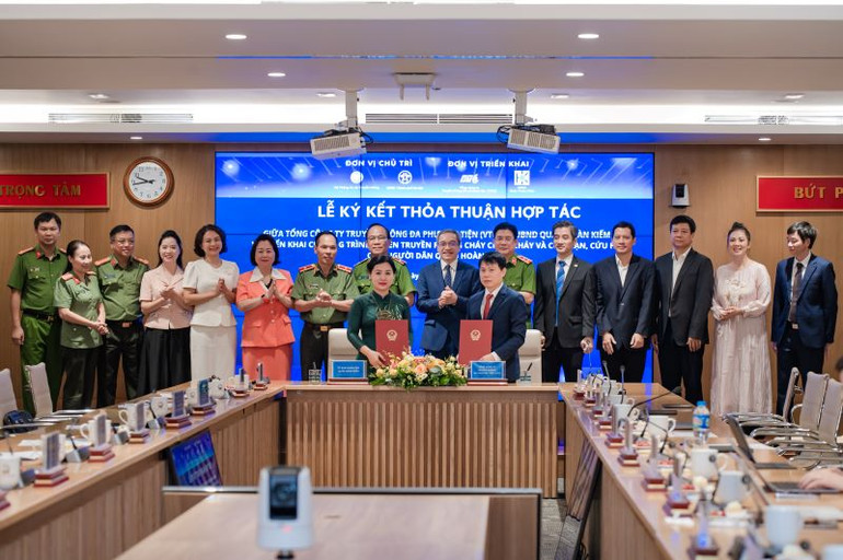 Tổng công ty VTC và Ủy ban nhân dân quận Hoàn Kiếm ký kết triển khai chương trình tuyên truyền, phổ biến kiến thức pháp luật, kỹ năng phòng cháy, chữa cháy và cứu nạn, cứu hộ.