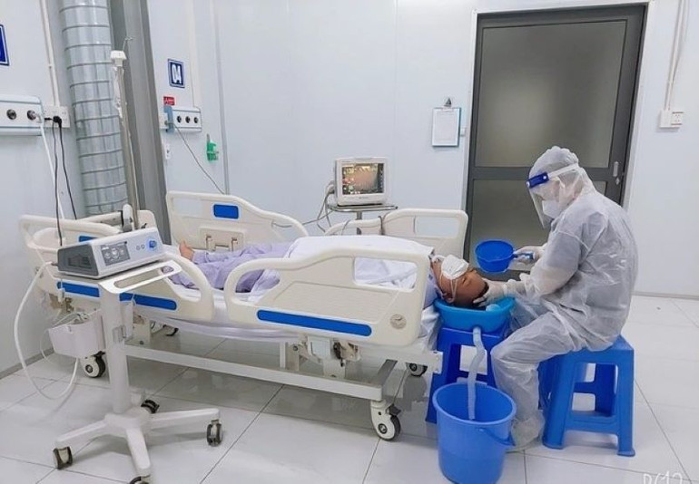 Điều dưỡng luôn tiên phong trong tuyến đầu chống dịch Covid-19.