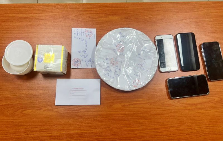 Tang vật thu giữ.