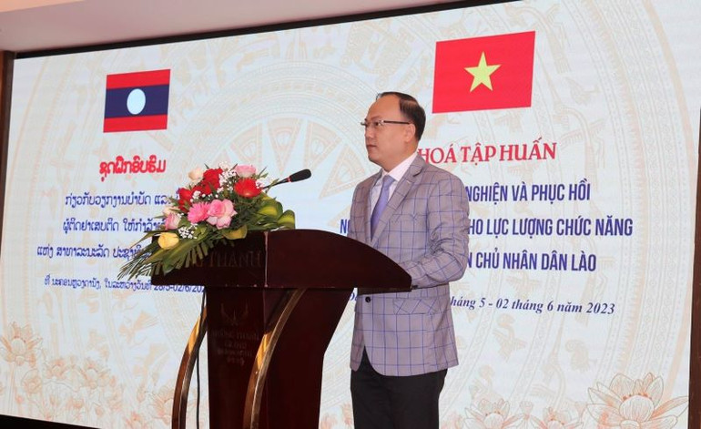 Thượng tá Hoàng Tâm Hiếu, Phó Cục trưởng Cục Cảnh sát điều tra tội phạm về ma túy phát biểu khai mạc.