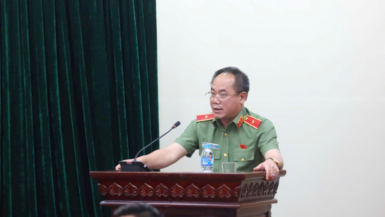 Thiếu tướng Nguyễn Thanh Tùng, Giám đốc Công an thành phố Hà Nội phát biểu kết luận hội nghị.