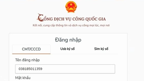 Truy cập vào Cổng dịch vụ công quốc gia để đổi giấy phép lái xe bằng hình thức trực tuyến.