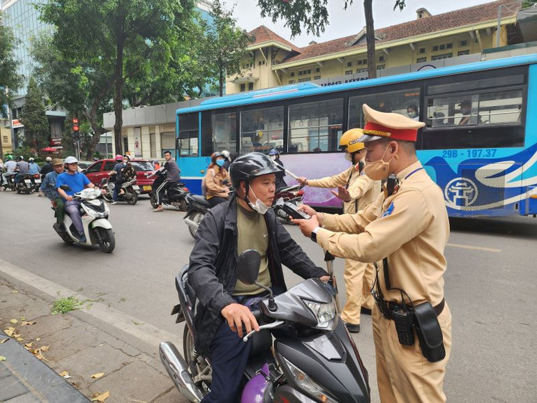 Tập trung tăng cường xử lý các hành vi vi phạm về nồng độ cồn.