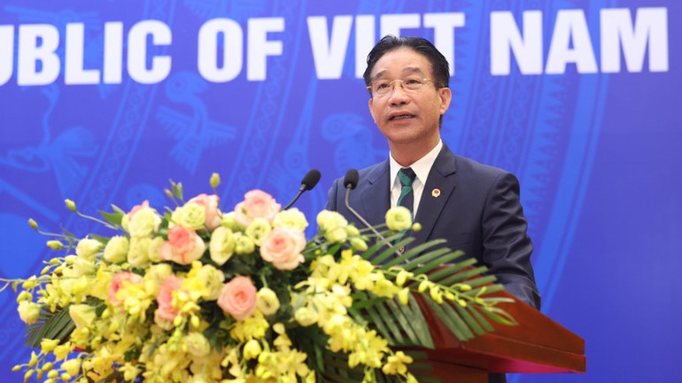 Phó Chủ nhiệm Văn phòng Chủ tịch nước Phạm Thanh Hà đã công bố Quyết định số 266/2025/QĐ-CTN của Chủ tịch nước về đặc xá năm 2025.