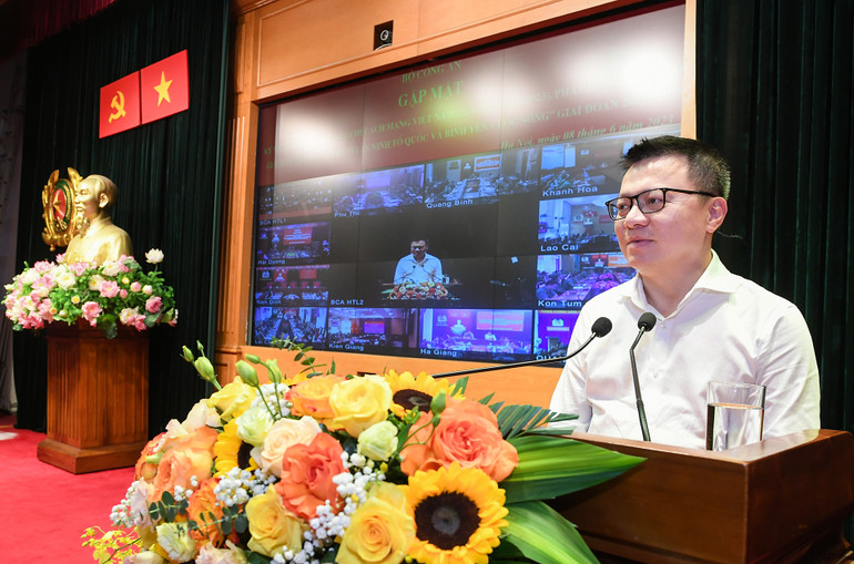 Chủ tịch Hội Nhà báo Việt Nam Lê Quốc Minh phát biểu tại gặp mặt.