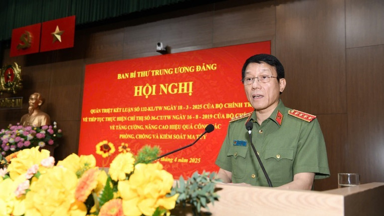 Bộ trưởng Công an, Đại tướng Lương Tam Quang phát biểu khai mạc.