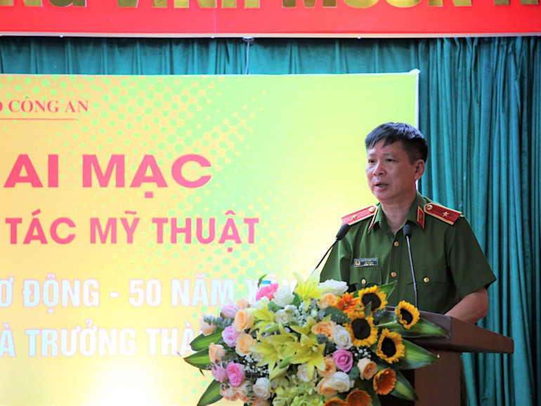 Thiếu tướng Nguyễn Ngọc Thanh, Phó Tư lệnh Cảnh sát cơ động phát biểu. Thiếu tướng Nguyễn Ngọc Thanh, Phó Tư lệnh Cảnh sát cơ động phát biểu.