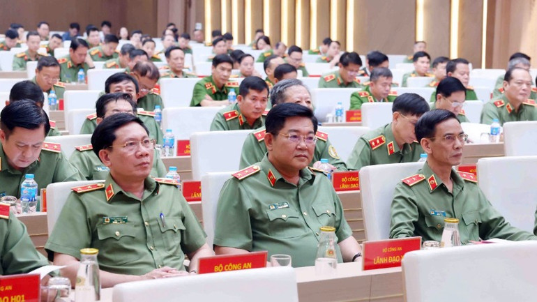 Đại biểu tham gia lễ phát động.