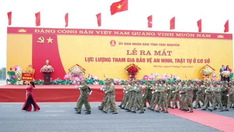 UBND tỉnh Thái Nguyên tổ chức Lễ ra mắt lực lượng tham gia bảo vệ an ninh, trật tự ở cơ sở.