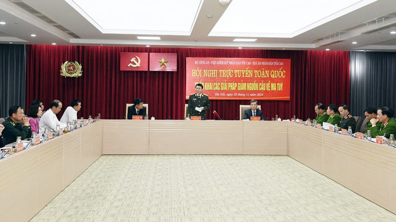 Toàn cảnh Hội nghị.