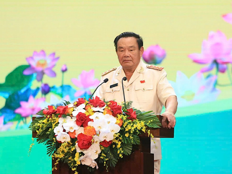 Thượng tướng Nguyễn Khánh Toàn phát biểu.