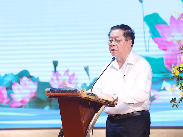 Trưởng Ban Tuyên giáo Trung ương Nguyễn Trọng Nghĩa phát biểu chỉ đạo.