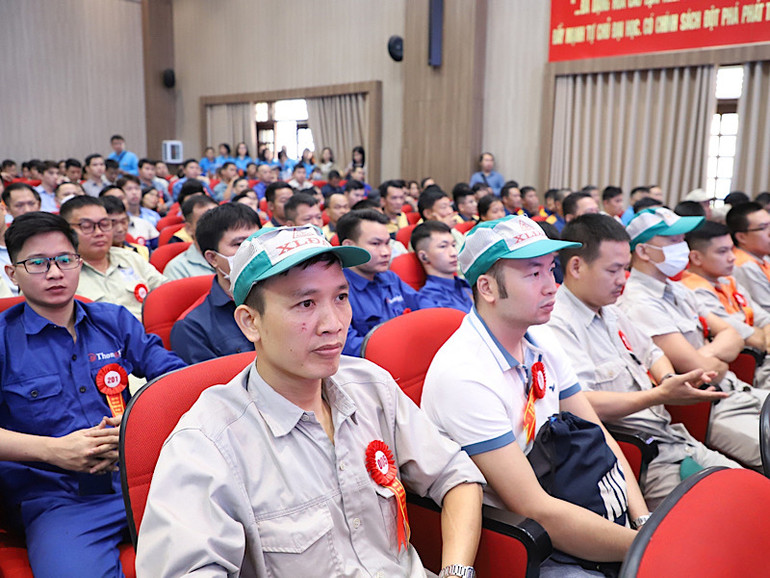 Các thí sinh tham dự cuộc thi.