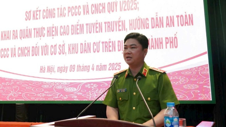 Thiếu tướng Dương Đức Hải phát biểu tại hội nghị. Thiếu tướng Dương Đức Hải phát biểu tại hội nghị.