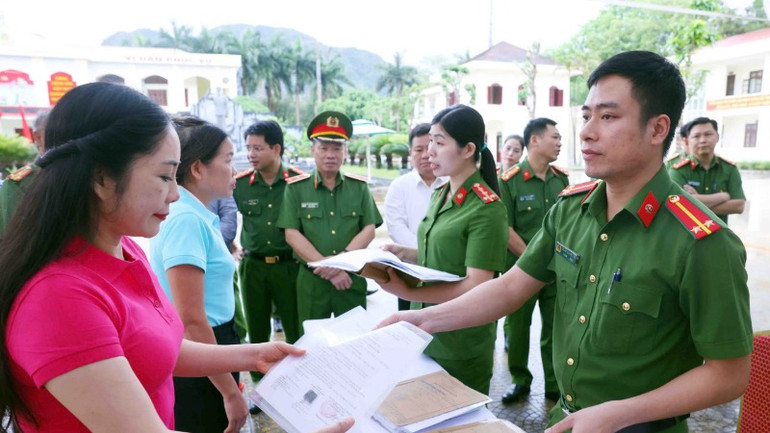 Đặc xá chỉ là bước khởi đầu trên con đường hướng thiện. Đặc xá chỉ là bước khởi đầu trên con đường hướng thiện.