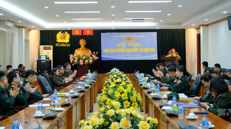 Toàn cảnh Hội nghị.