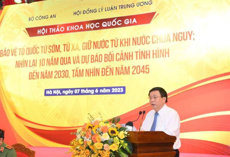 GS, TS Nguyễn Xuân Thắng phát biểu khai mạc hội thảo. GS, TS Nguyễn Xuân Thắng phát biểu khai mạc hội thảo.