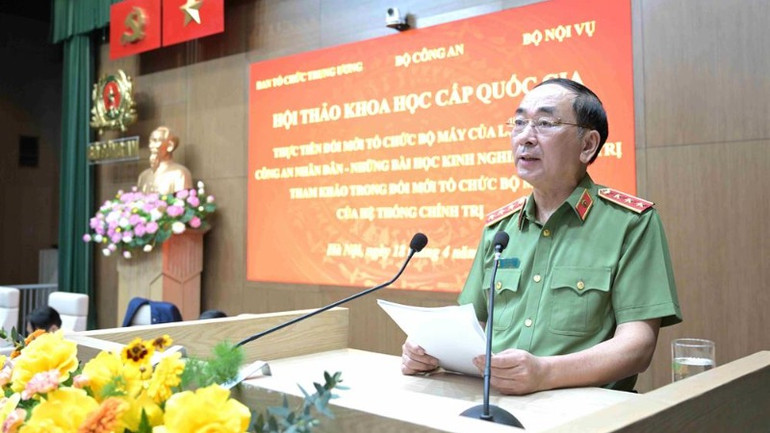 Thượng tướng Trần Quốc Tỏ phát biểu tổng kết hội thảo. Thượng tướng Trần Quốc Tỏ phát biểu tổng kết hội thảo.