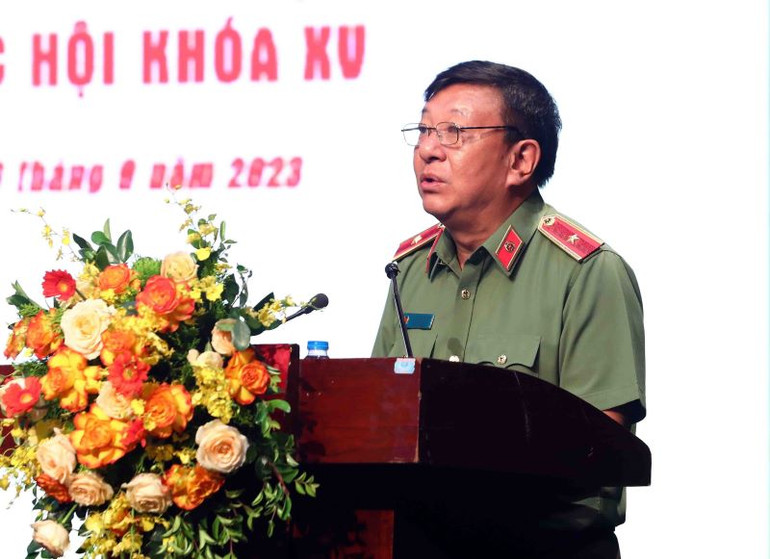 Thiếu tướng Đỗ Triệu Phong, Cục trưởng Cục Truyền thông Công an nhân dân phát biểu khai mạc tọa đàm.