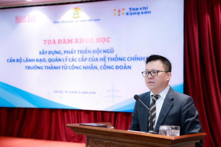 Tổng Biên tập Báo Nhân Dân Lê Quốc Minh phát biểu kết luận. Tổng Biên tập Báo Nhân Dân Lê Quốc Minh phát biểu kết luận.