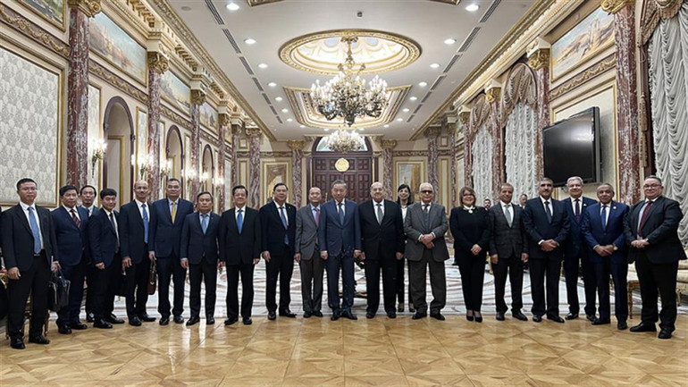 Bộ trưởng Tô Lâm dẫn đầu Đoàn đại biểu Đảng Cộng sản Việt Nam tới thăm và làm việc tại Thượng viện Ai Cập.