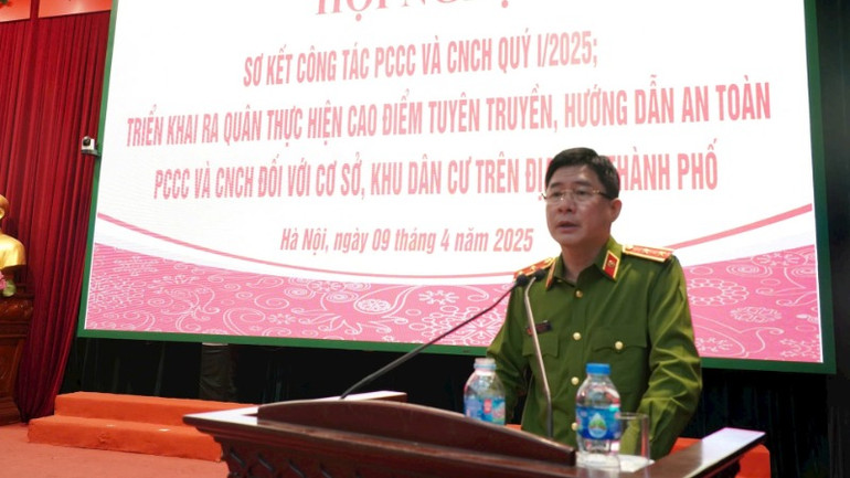 Trung tướng Nguyễn Tuấn Anh, Cục trưởng Cảnh sát Phòng cháy, chữa cháy và cứu nạn, cứu hộ phát biểu. Trung tướng Nguyễn Tuấn Anh, Cục trưởng Cảnh sát Phòng cháy, chữa cháy và cứu nạn, cứu hộ phát biểu.